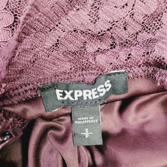 Express Dress Eyelet Lace Women's Small Purple V-Neckline Dark Romantic Vampy - Picture 5 of 15